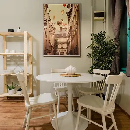 Cosy In Party District K30 Holiday home Budapest